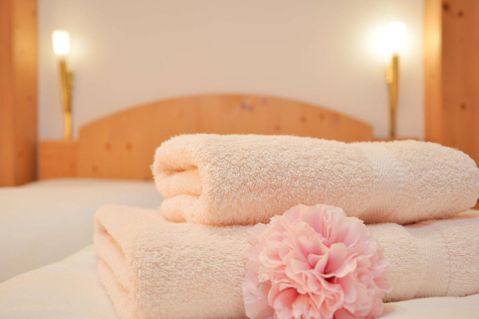 Appartements Aurikel Corso ايشجل الغرفة الصورة